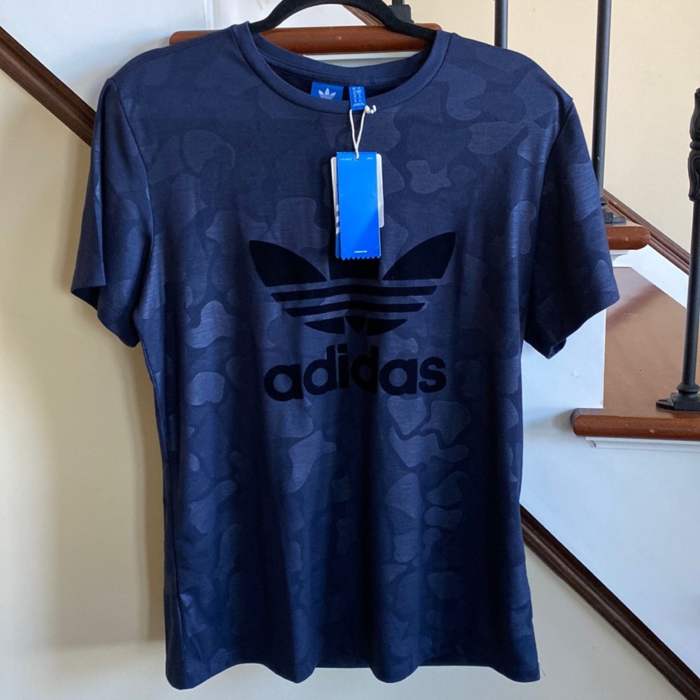 NWT Adidas 🔥 Originals Trefoil Branding T Shirt With Velvet Logo Sz S
